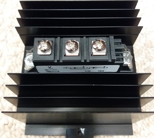 [HJDB01] HJDB01: Alternator common anode diode block. 80A. Mounted on heatsink